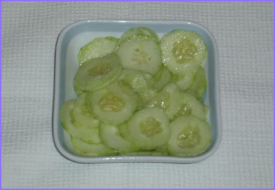 ketogenic diet - cucumber salad