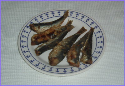 ketogenic diet - fried sardines